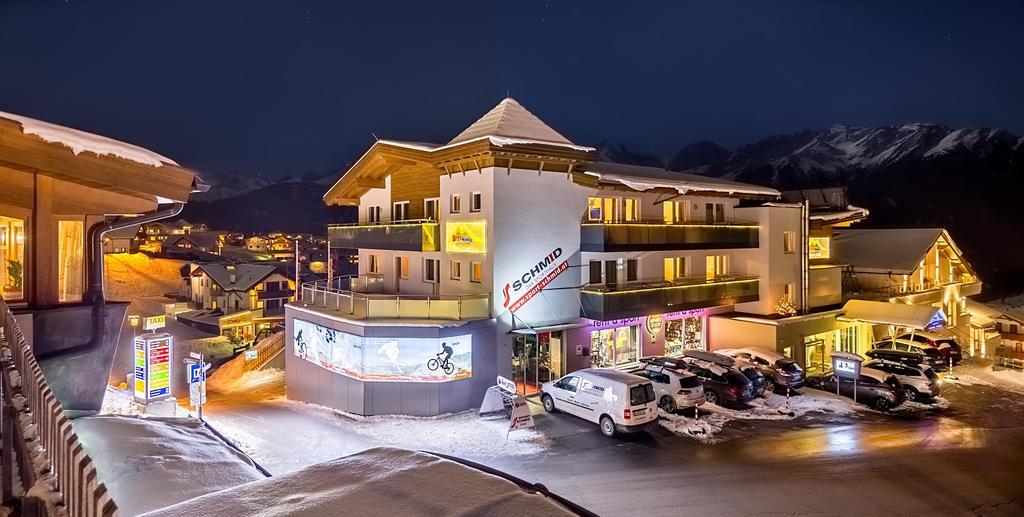 Apart-Hotel Bergkoenig フィス エクステリア 写真